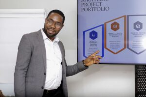 Pinnacle Gate lead consultant presenting a strategic project portfolio